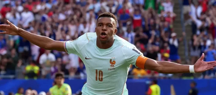 MBAPPÉ CHCE ZŁOTEJ PIŁKI DLA REALU! „MUSI WRÓCIĆ NA BERNABÉU”